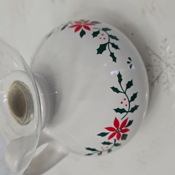 Vintage Holly Berry Porcelain Glass Hurricane Candleholder Taiwan Christmas - Picture 13 of 16